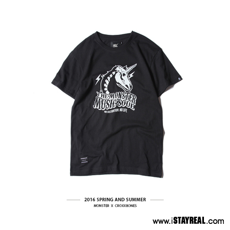 全新☆STAYREAL CROXXBONES x 怪獸花鳥風月L寸短T☆附徽章 全新☆STAYREAL CROXXBONES x 怪獸花鳥風月L寸短T☆附徽章